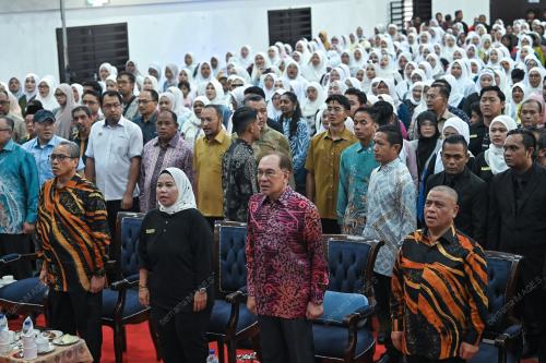 DATUK SERI ANWAR IBRAHIM