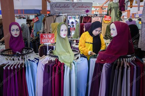 TINJAUAN PERSIAPAN RAYA