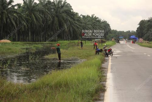 MATANG PASIR