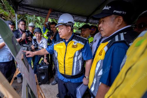 DATUK SERI ALEXANDER NANTA LINGGI