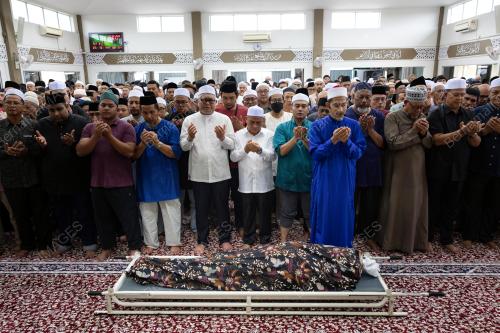 DATUK SERI SAARANI MOHAMAD
