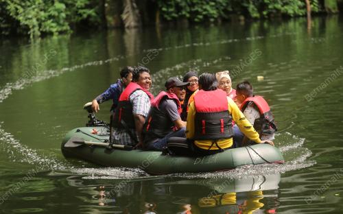 TINJAUAN TASIK CERMIN