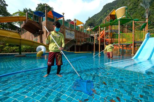 TINJAUAN TEMPAT TARIKAN DI IPOH SEMPENA KEBENARAN RENTAS NEGERI