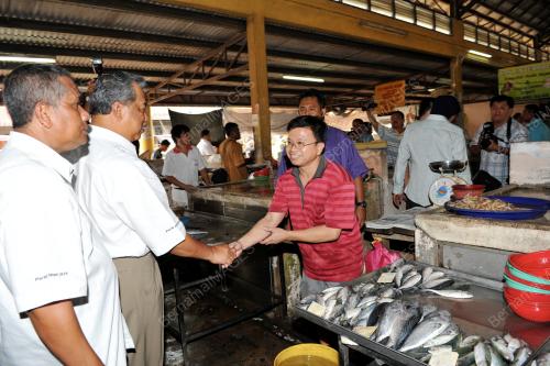 TAN SRI MUHYIDDIN YASSIN