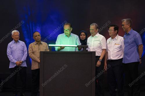 DATUK SERI ANWAR IBRAHIM