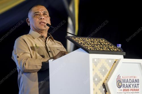 DATUK SERI SAARANI MOHAMAD