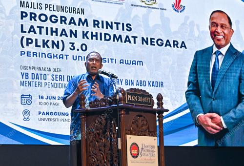 DATUK SERI DR ZAMBRY ABD KADIR