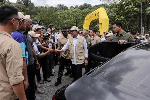DATUK SERI ANWAR IBRAHIM