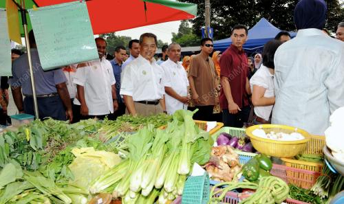 TAN SRI MUHYIDDIN YASSIN
