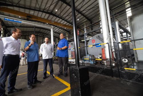 DATUK SERI AHMAD MASLAN