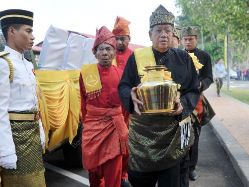 PK24_07052015_TUJUH_KUALA
