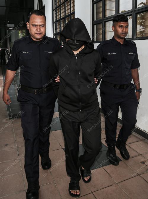MOHD NAZRI ABDUL RAZAK