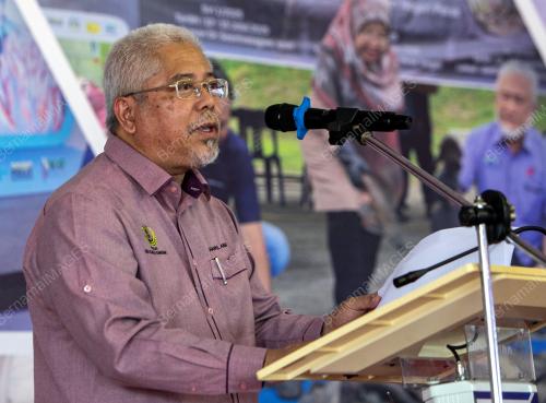 DR. KHAIRIL ANUAR ARSHAD
