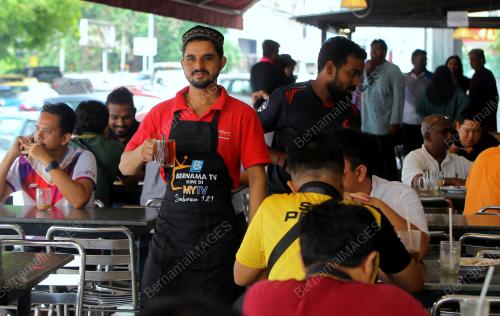 SERAHAN APRON TAJAAN BERNAMA KEPADA PRESMA