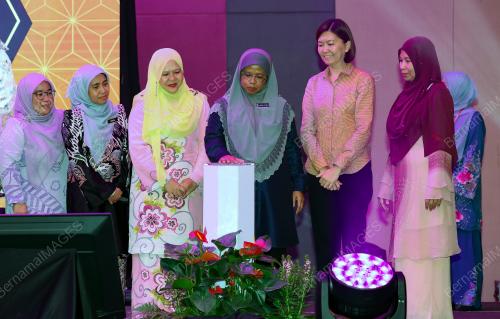 AIMAN ATHIRAH SABU