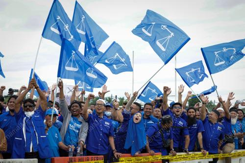 PIIHAN RAYA UMUM KE-15