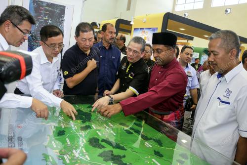 PK25_06082016_ZAMBRY