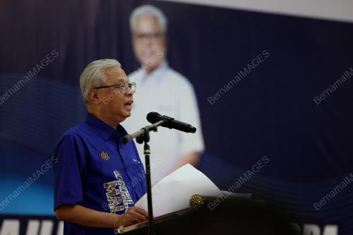 DATUK SERI ISMAIL SABRI