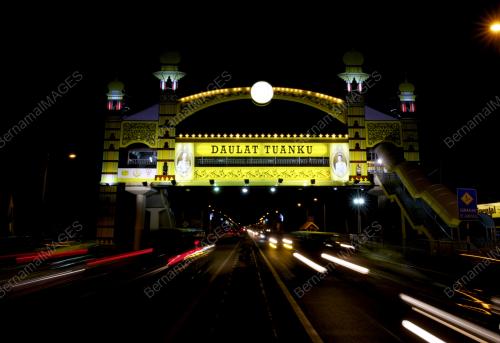 PK26_04052015_LAMPU