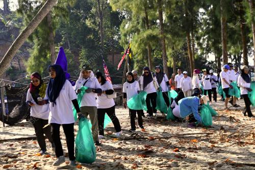 BEACH CLEANING PROGRAMME