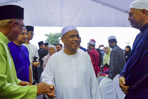 DATUK SERI SAARANI MOHAMAD