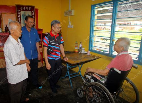FAHMI FADZIL