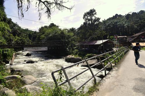 SUNGAI JAHANG GOPENG
