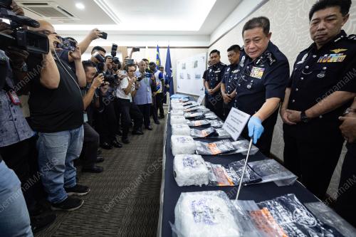 SIDANG MEDIA KETUA POLIS PERAK