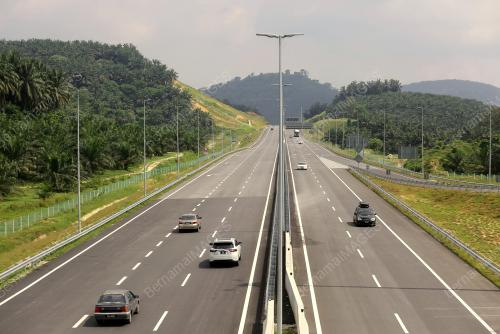 TINJAUAN ALIRAN TRAFIK WCE