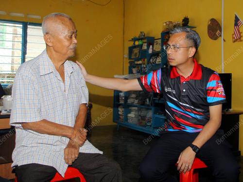 FAHMI FADZIL