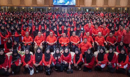 DATUK SERI SAARANI MOHAMAD