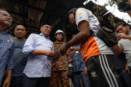 DATUK SERI ANWAR IBRAHIM
