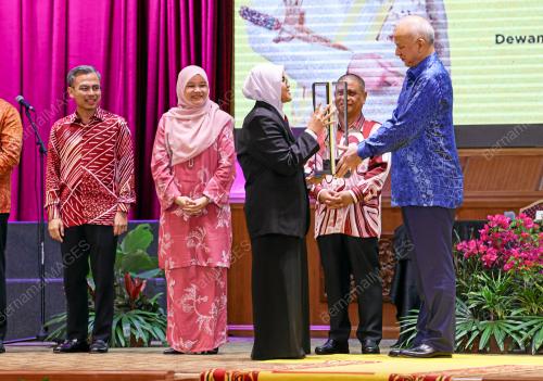 SULTAN NAZRIN SHAH