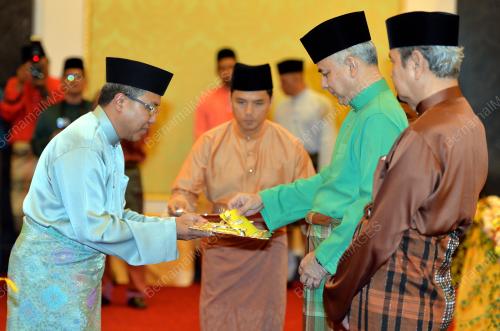 PK31_25062016_SULTAN_NAZRIN
