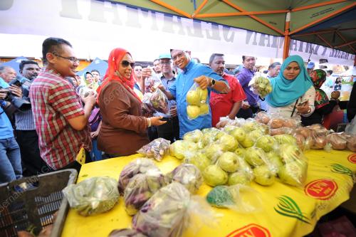 PK32_04062016_PASAR_TANI