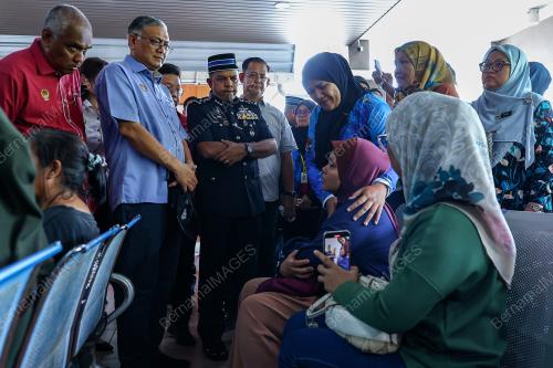 DATUK SERI SHAMSUL ANUAR NASARAH
