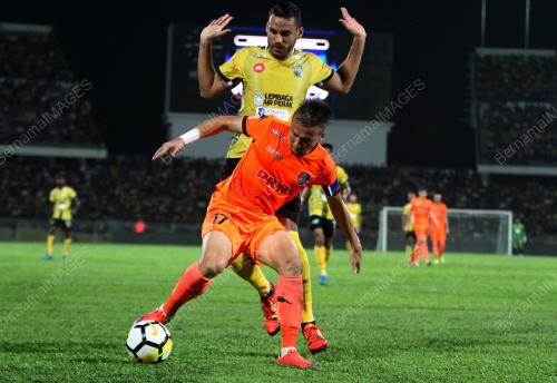 PK32_21042018_BOLA_BN201804195784