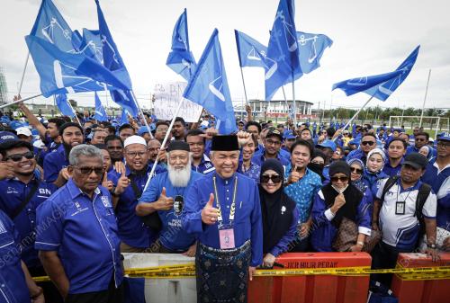 PIIHAN RAYA UMUM KE-15