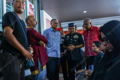 DATUK SERI SHAMSUL ANUAR NASARAH