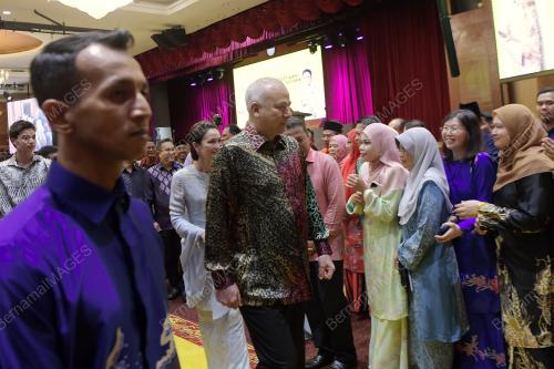 SULTAN PERAK SULTAN NAZRIN SHAH