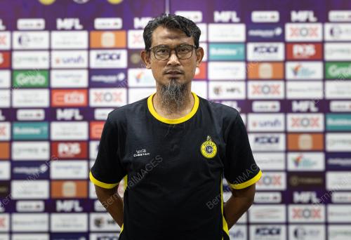 YUSRI CHE LAH