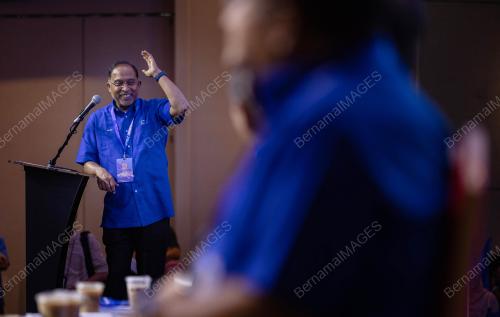 DATUK SERI DR ZAMBRY ABD KADIR