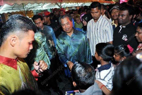 TAN SRI MUHYIDDIN YASSIN