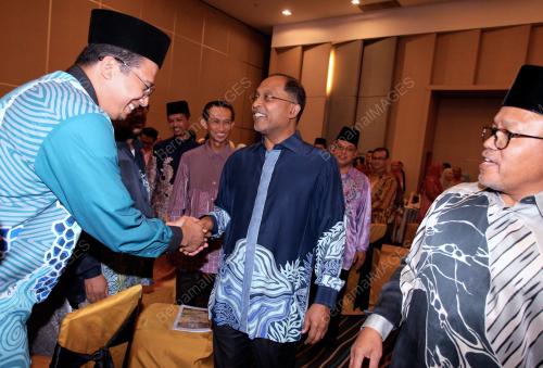 DATUK SERI DR ZAMBRY ABDUL KADIR