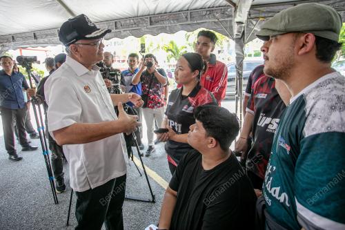 DATUK SERI SHAMSUL ANUAR NASARAH