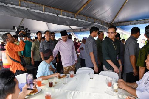 DATUK SERI ANWAR IBRAHIM