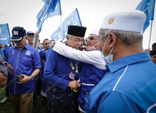 PIIHAN RAYA UMUM KE-15
