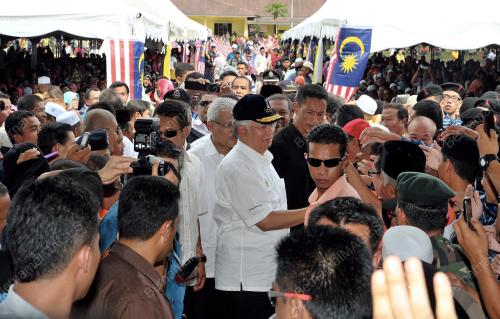 PK37_14012012_PM_RAKYAT