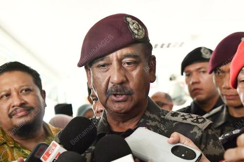TAN SRI RAZARUDIN HUSAIN