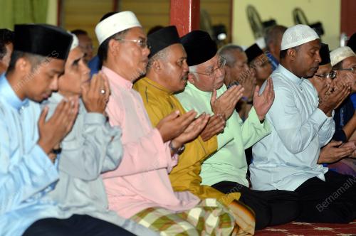 PK39_10062016_TARAWIH